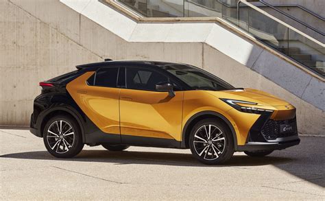 c-hr マニュアル: 未来の運転を考える